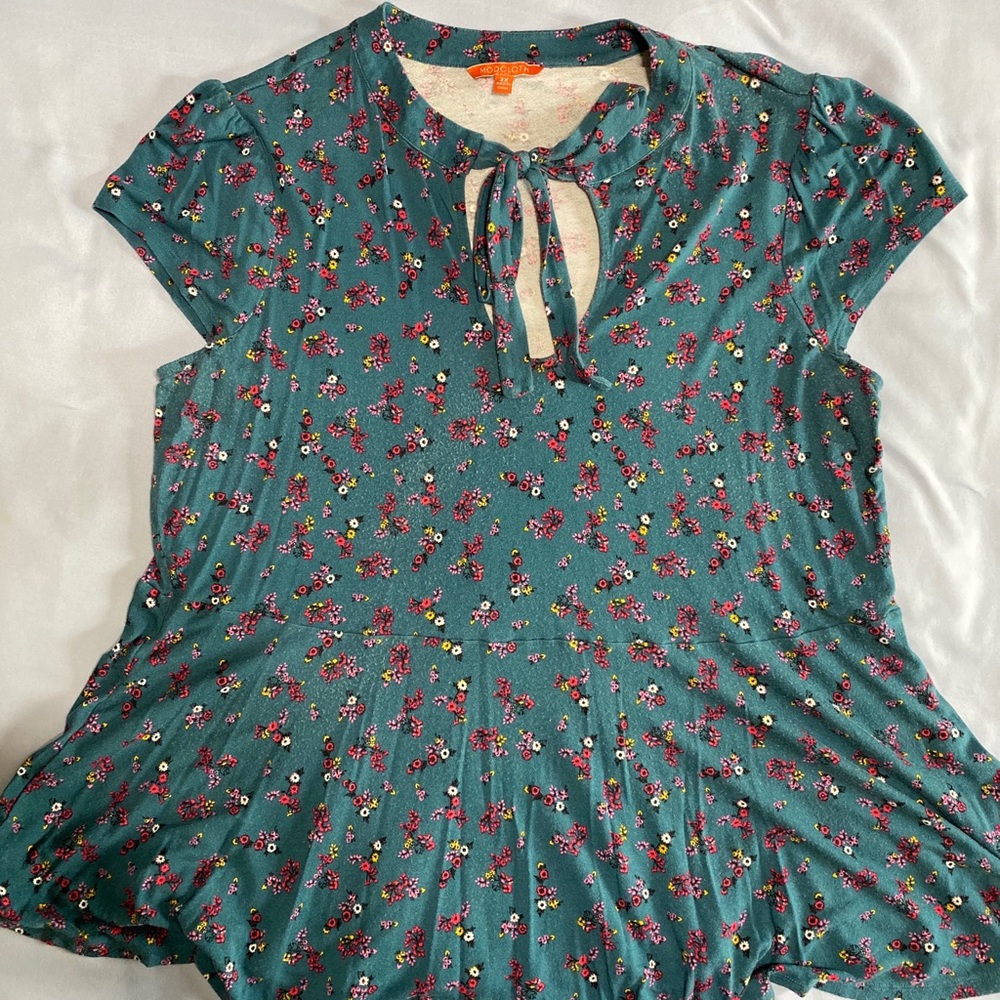 ModCloth knit top - Picture 2 of 6